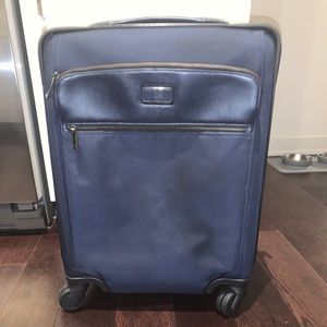 Larkin 4 Wheel Continental Carry On Expandable